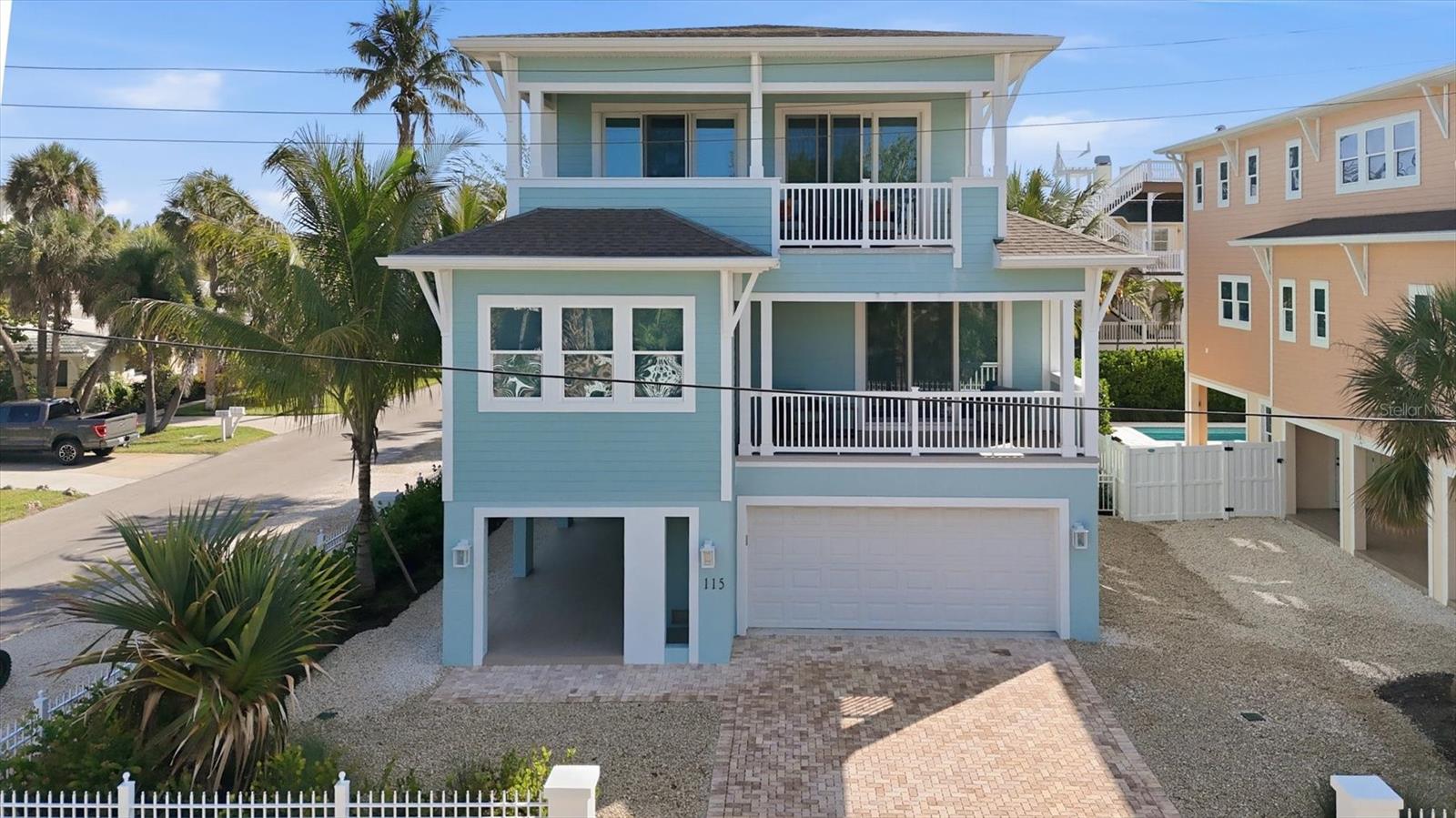 115 AQUA LN — photo 2