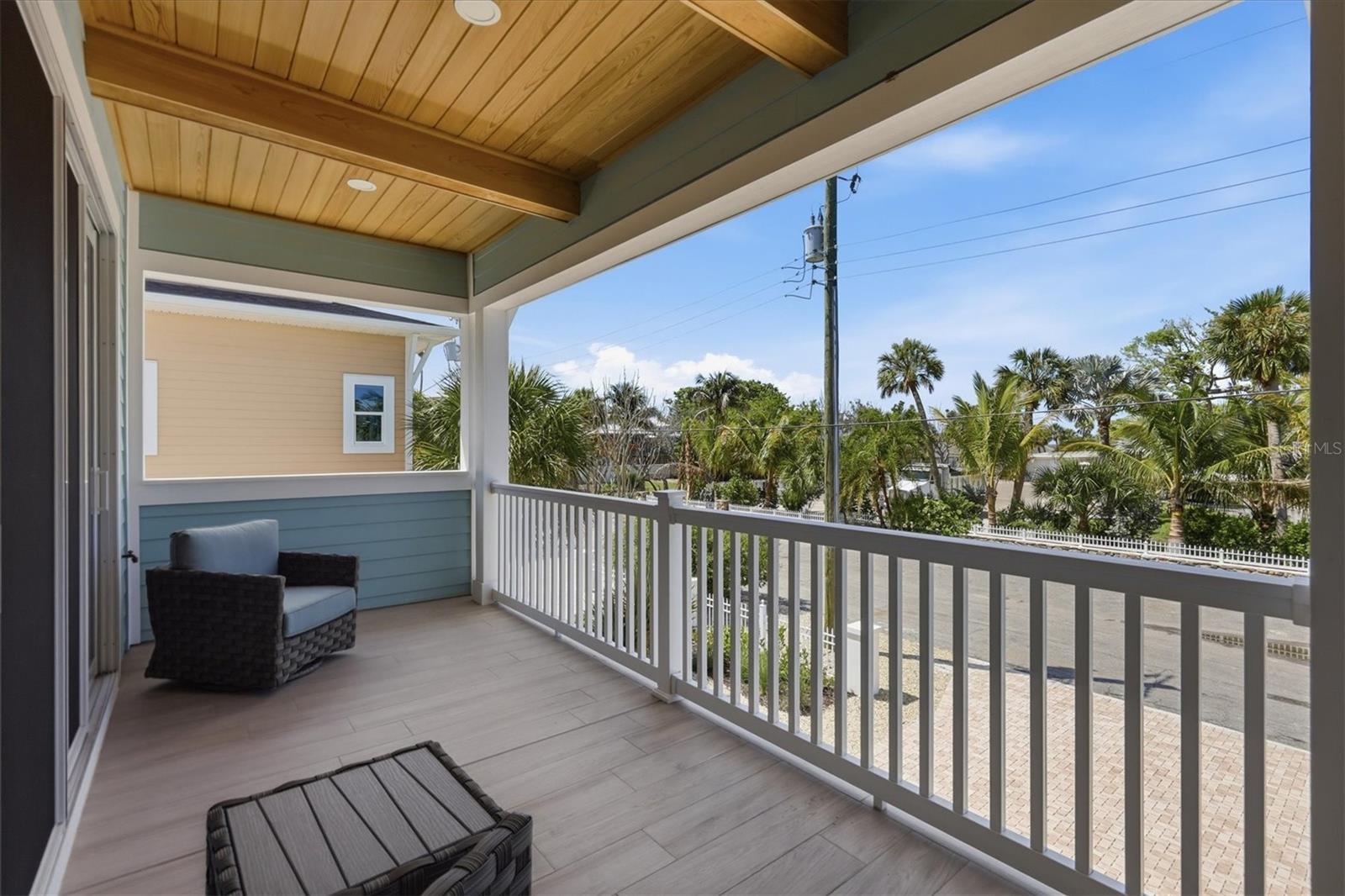 115 AQUA LN — photo 42