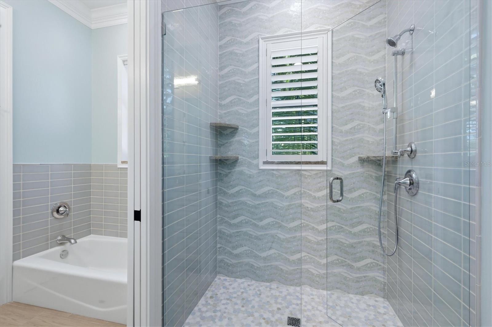 115 AQUA LN — photo 40