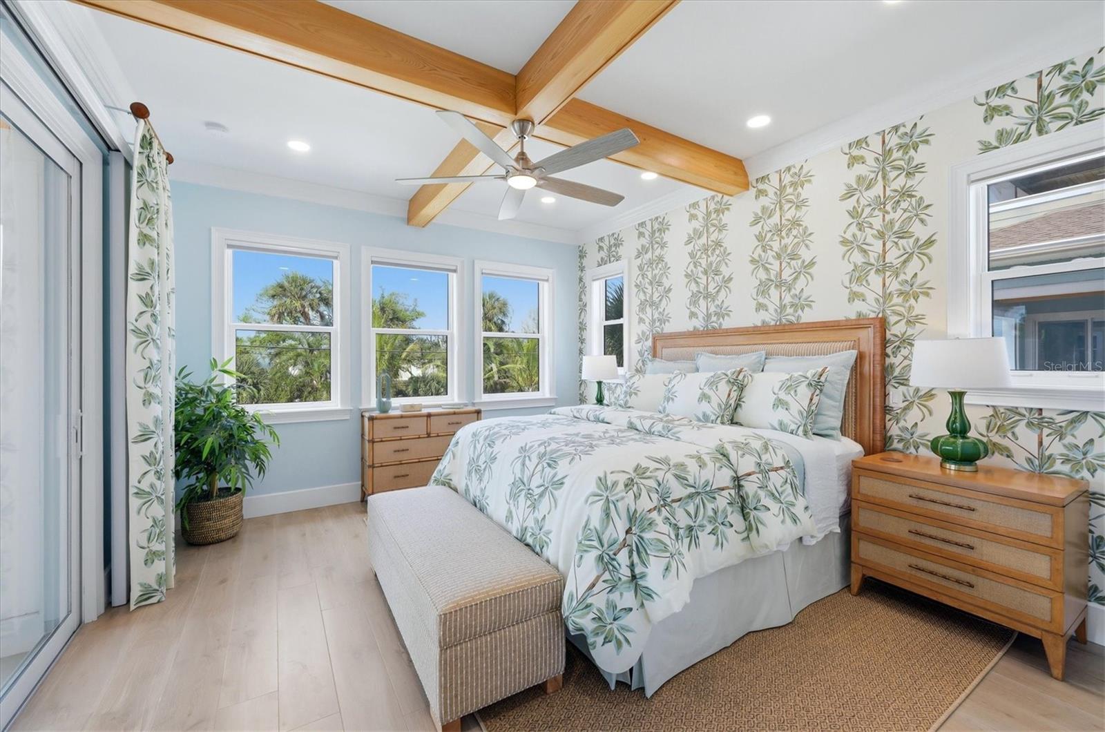 113 AQUA LN — photo 33