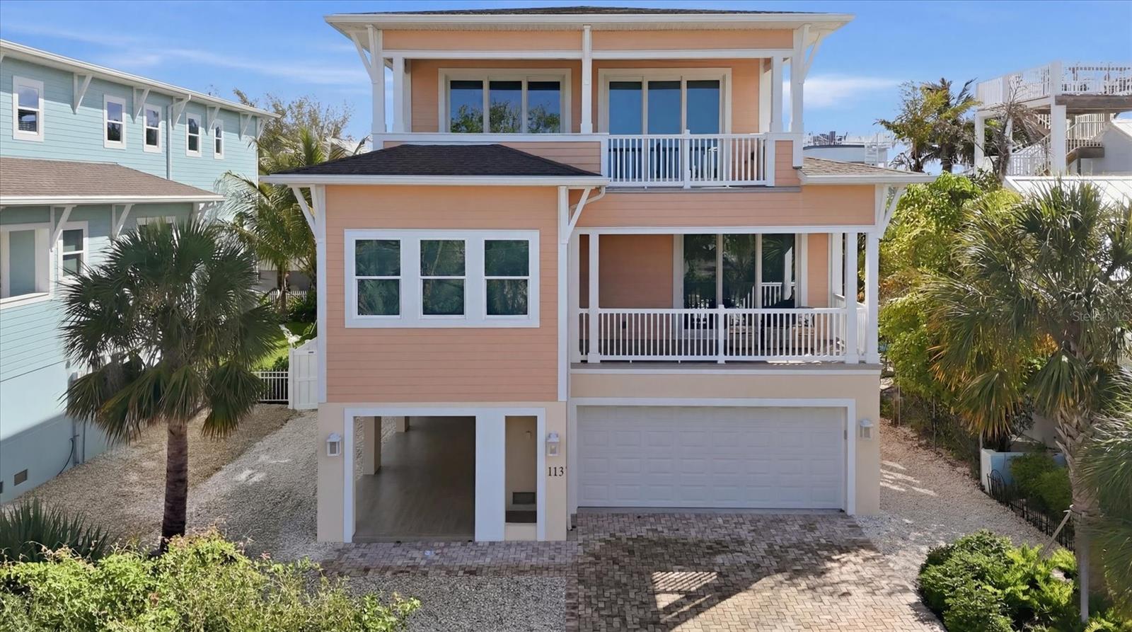 113 AQUA LN — photo 2