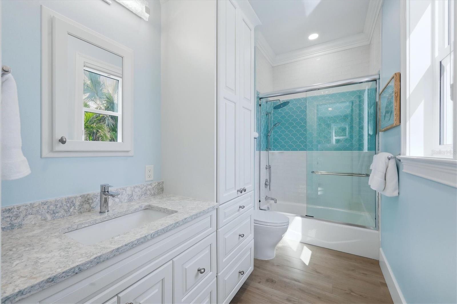 113 AQUA LN — photo 43