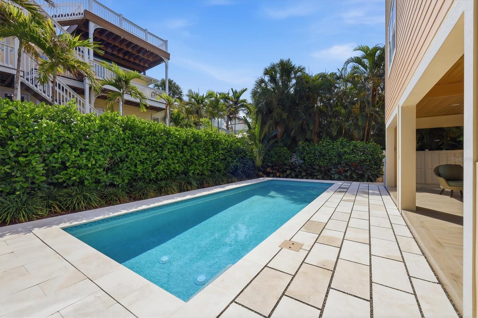 113 AQUA LN — photo 46