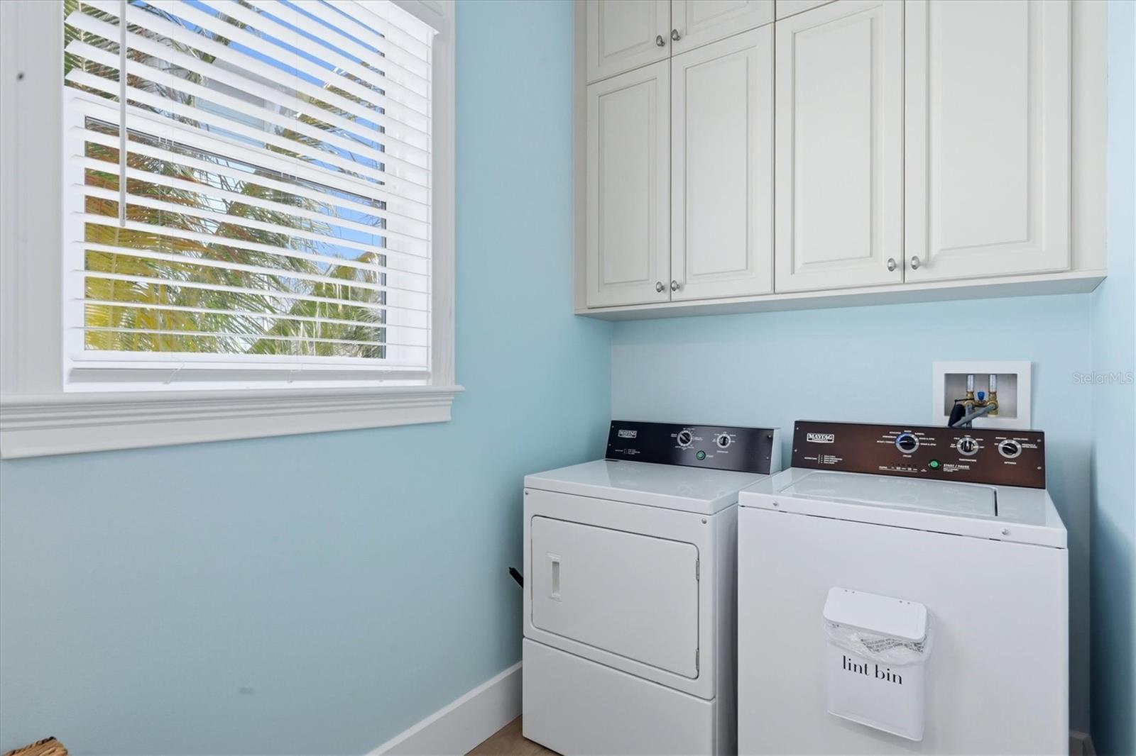 113 AQUA LN — photo 44