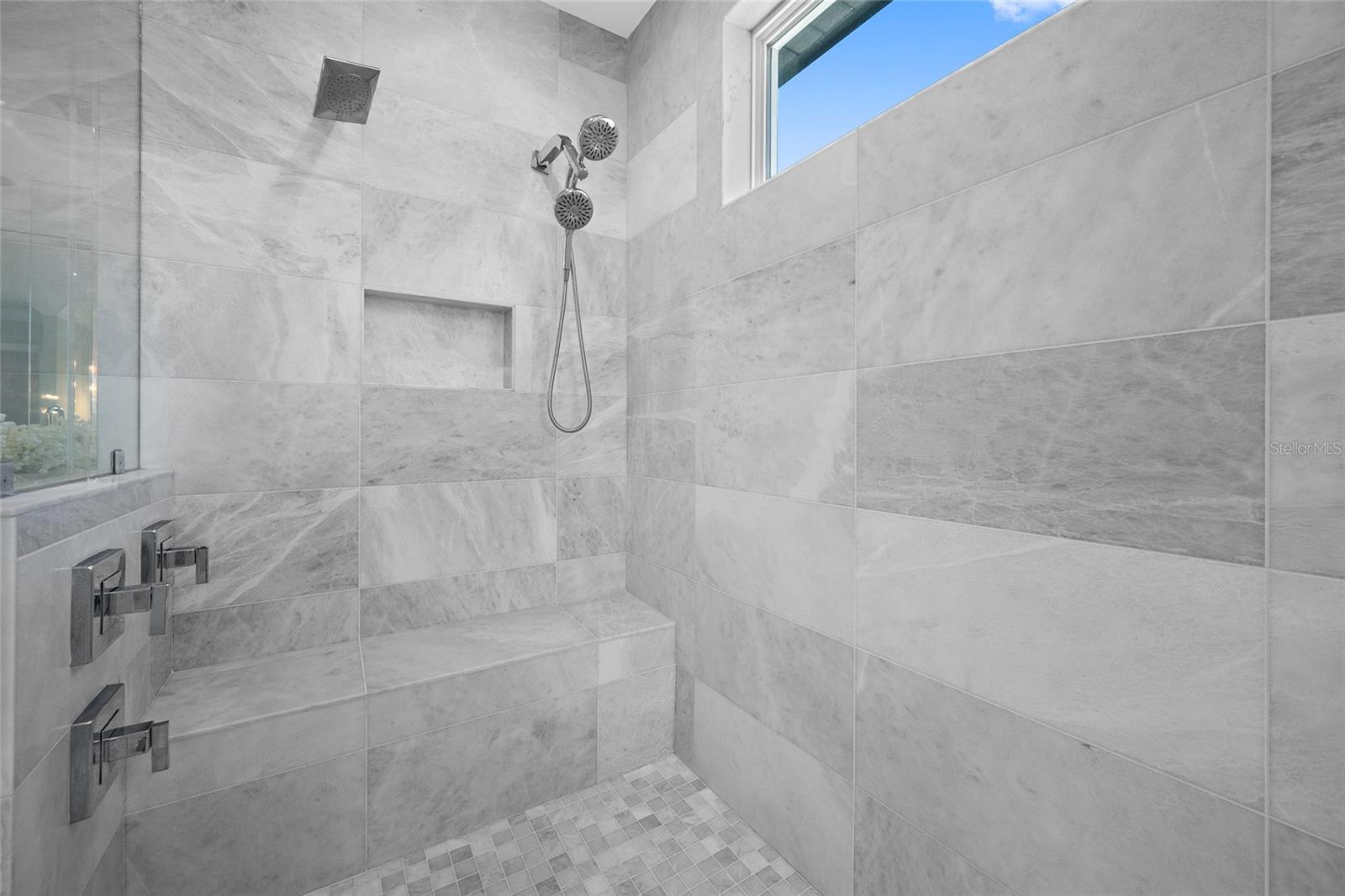 2623 S PARKVIEW ST — photo 82