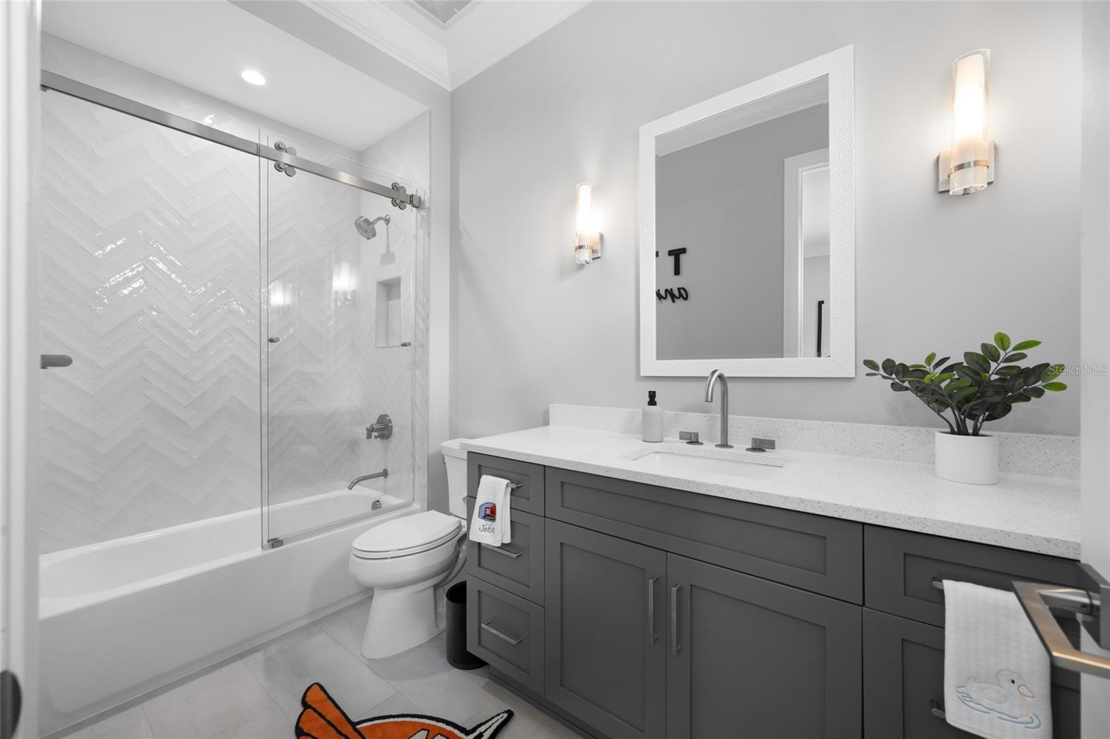 2623 S PARKVIEW ST — photo 31