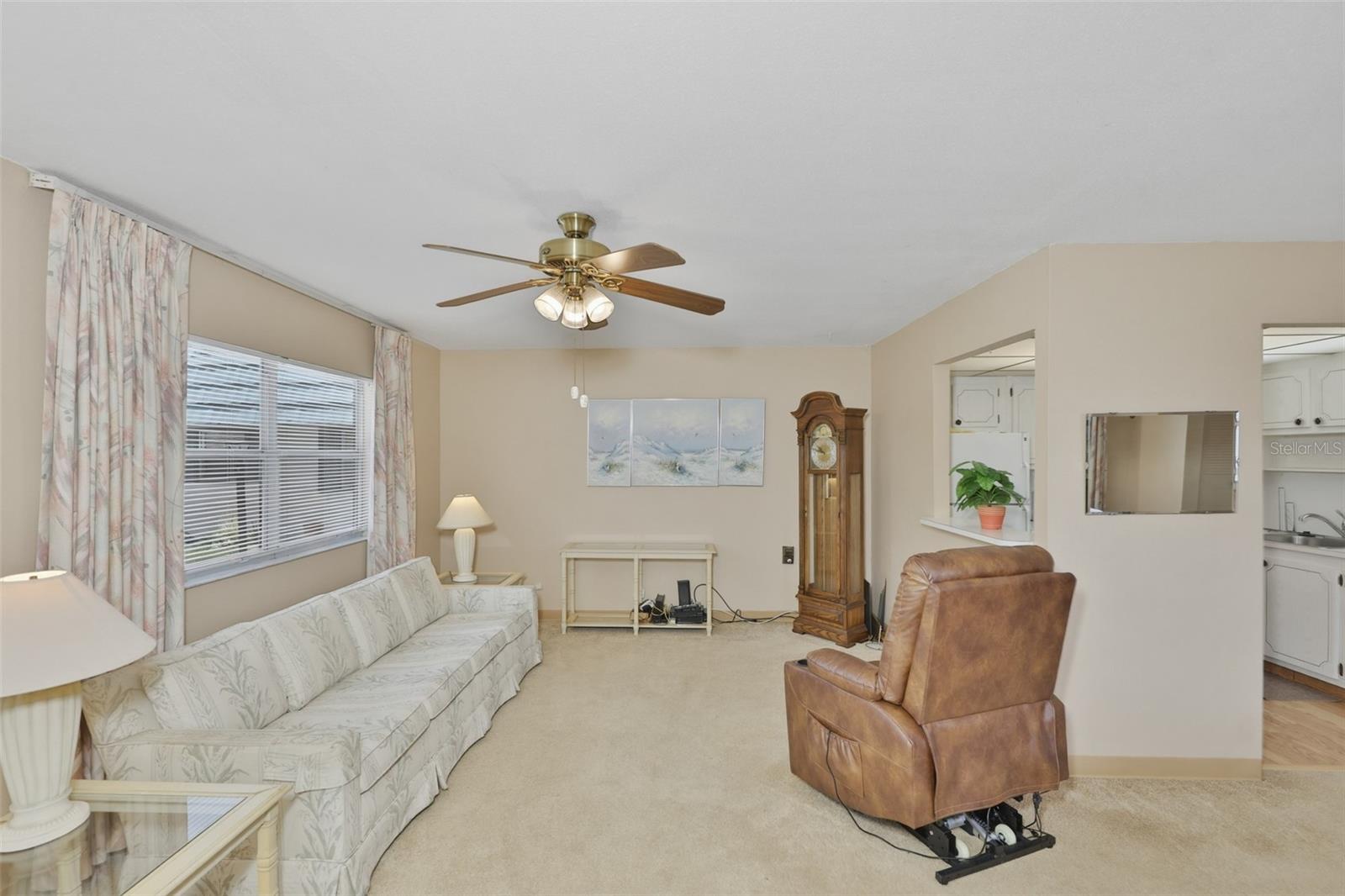 1811 BEDFORD LN #163 — photo 2
