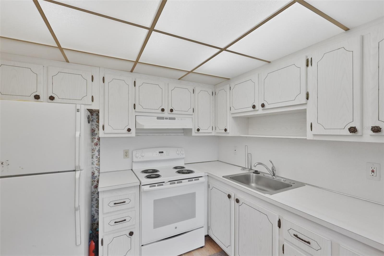 1811 BEDFORD LN #163 — photo 4