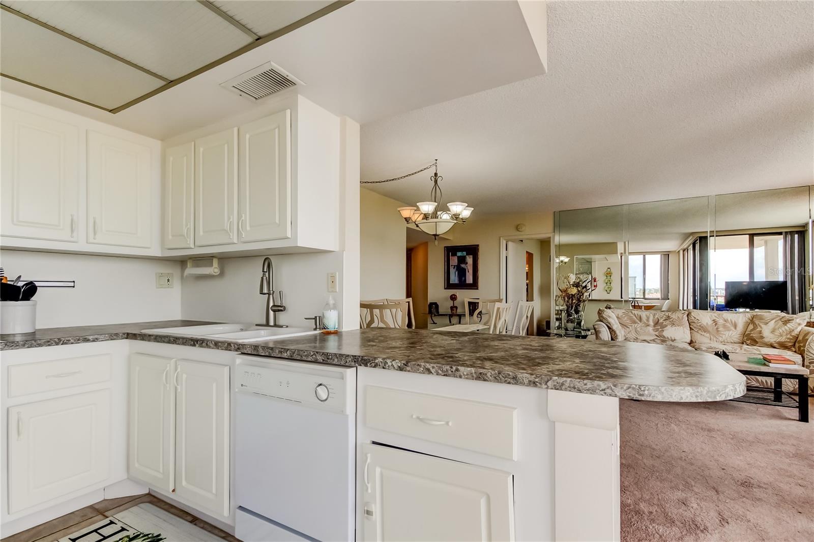 6218 PALMA DEL MAR BLVD S #606 — photo 5