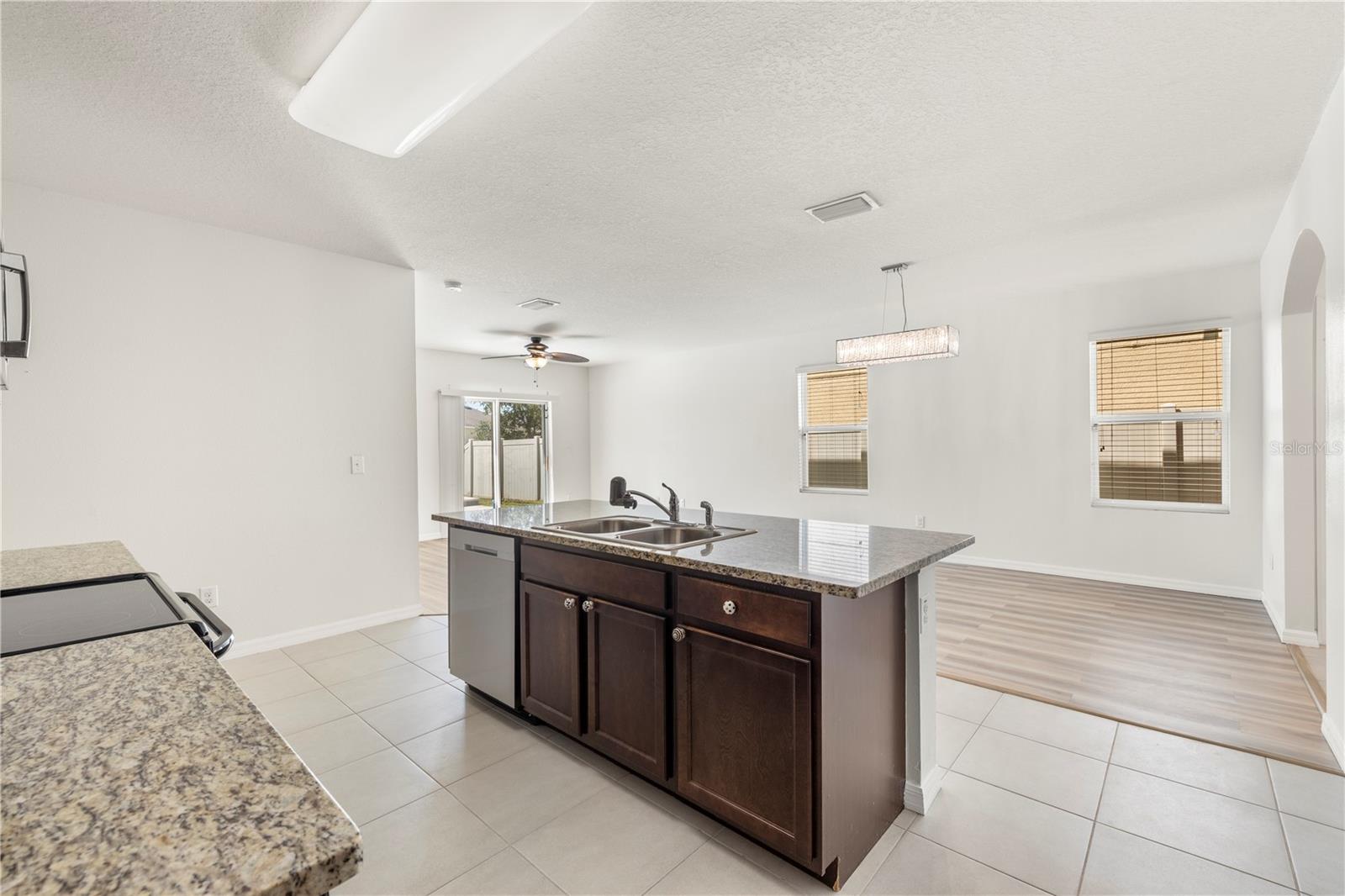 7789 TUSCAN BAY CIR — photo 17