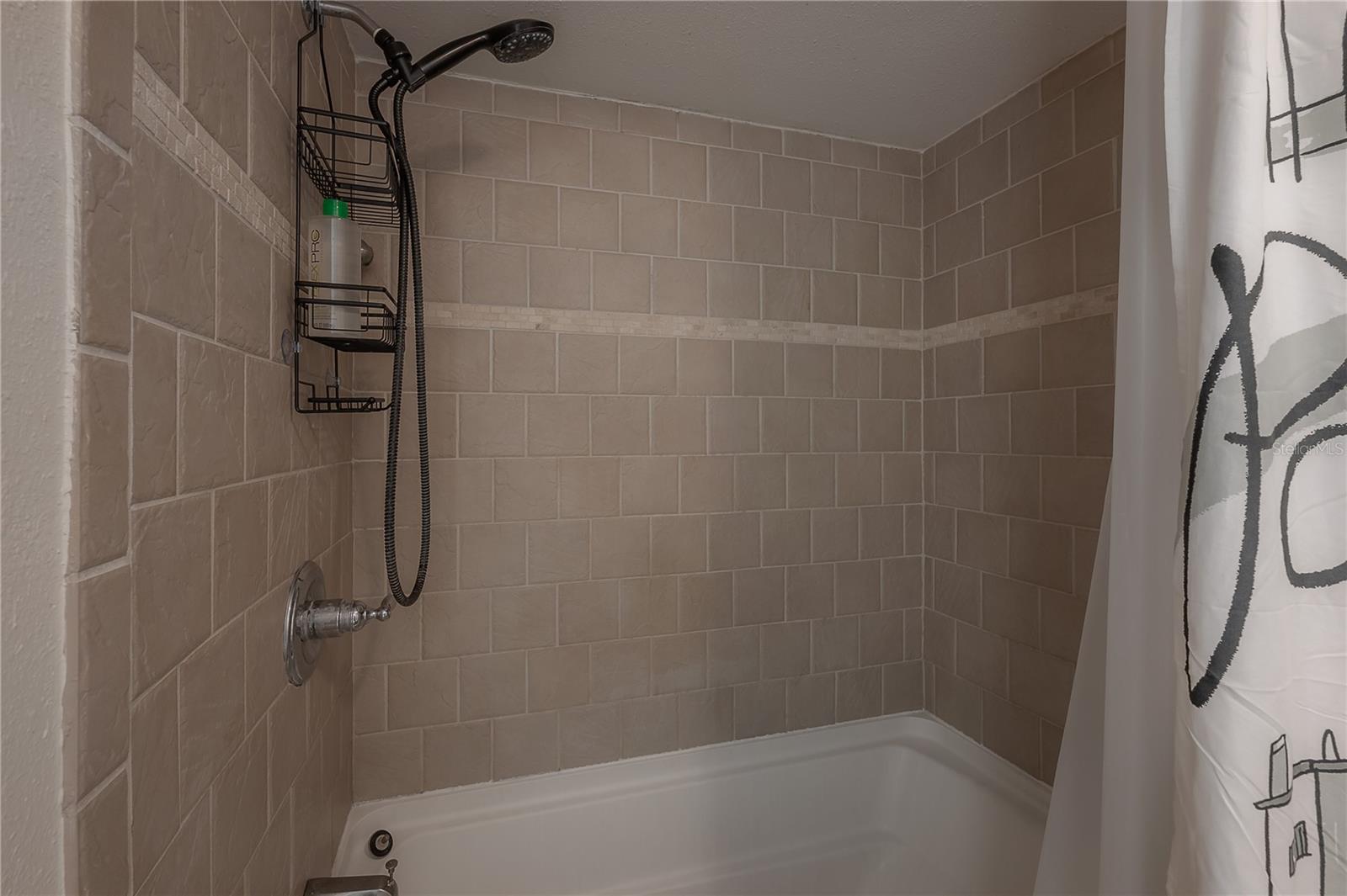 7312 NOVA CIR — photo 29