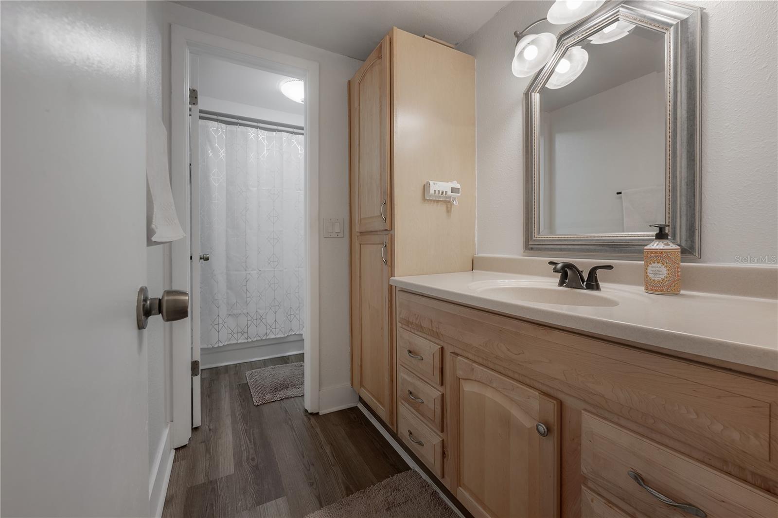 7312 NOVA CIR — photo 36