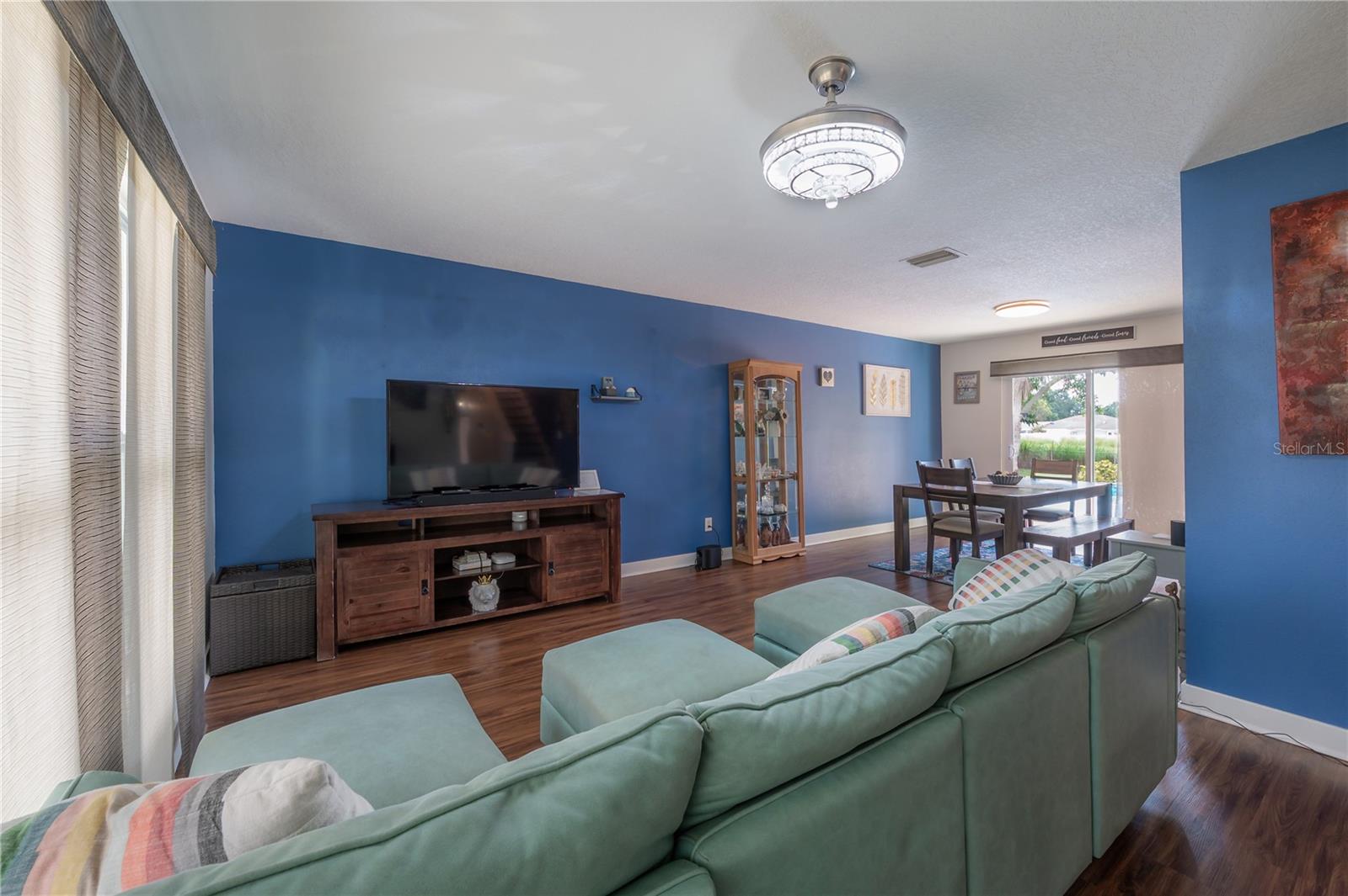 7312 NOVA CIR — photo 22