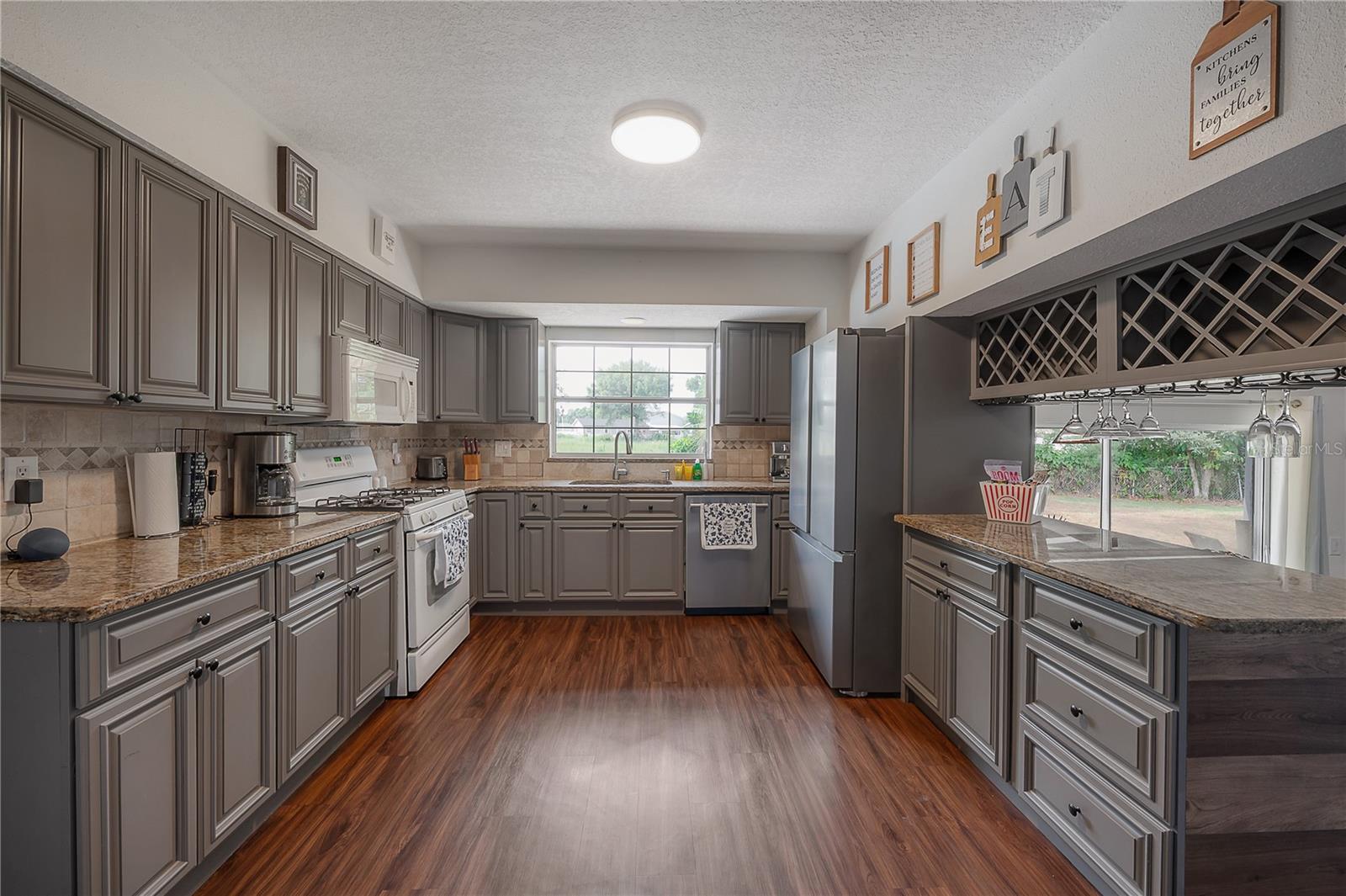 7312 NOVA CIR — photo 12