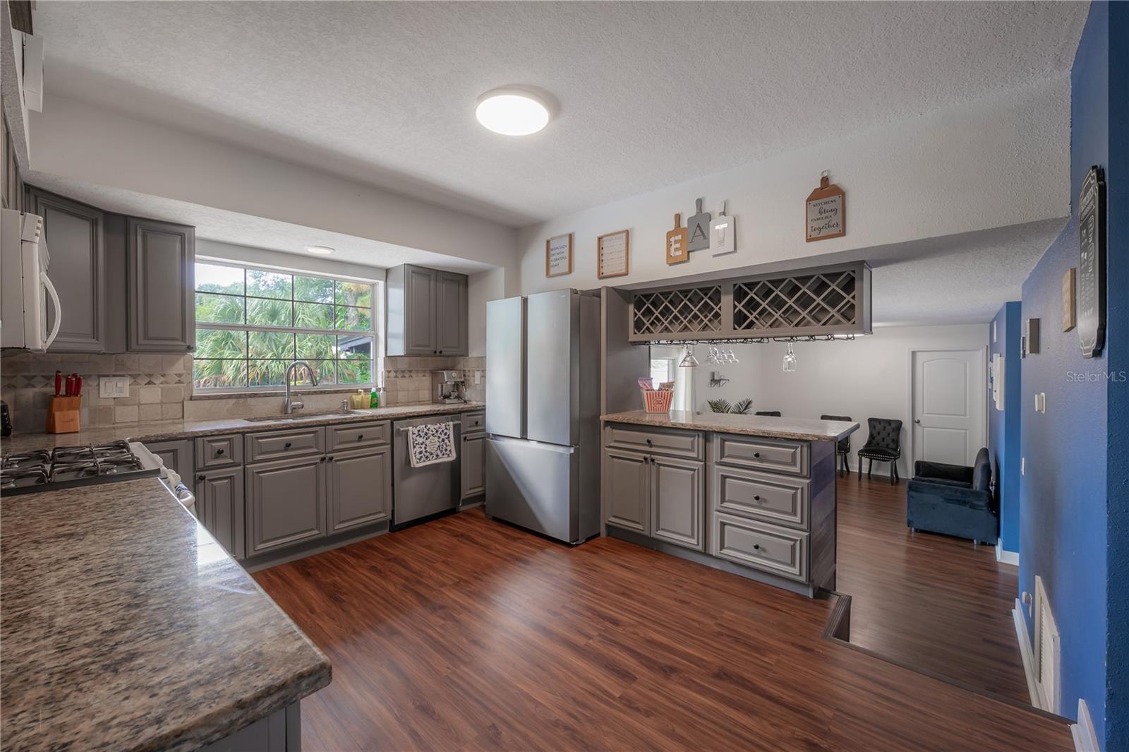 7312 NOVA CIR — photo 13