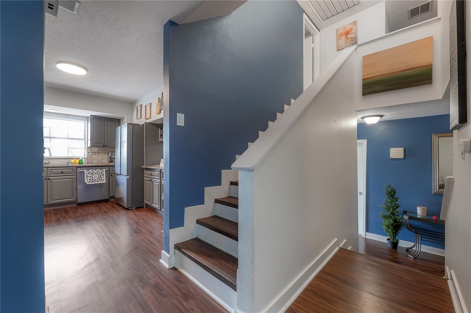 7312 NOVA CIR — photo 25
