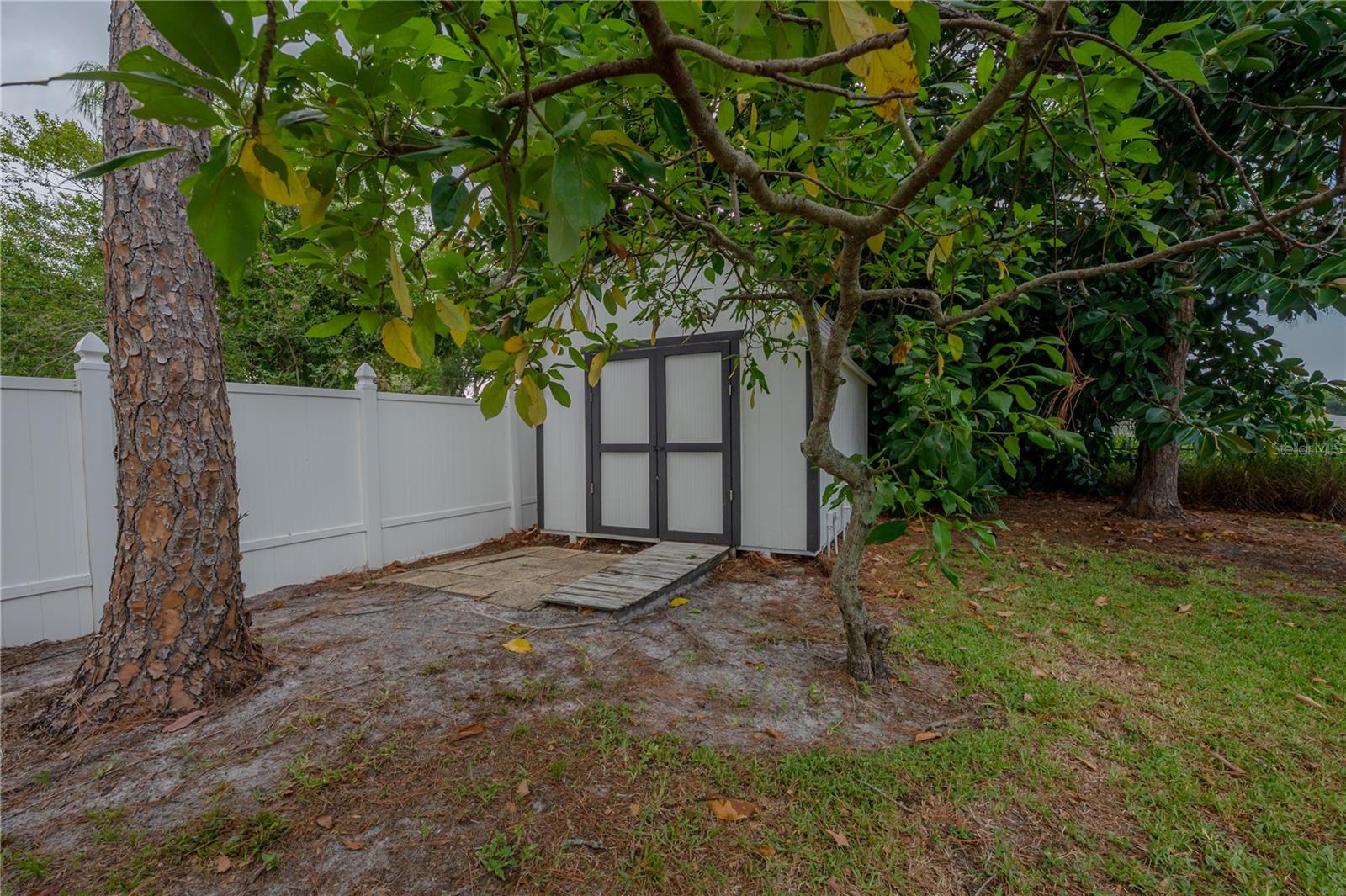 7312 NOVA CIR — photo 43