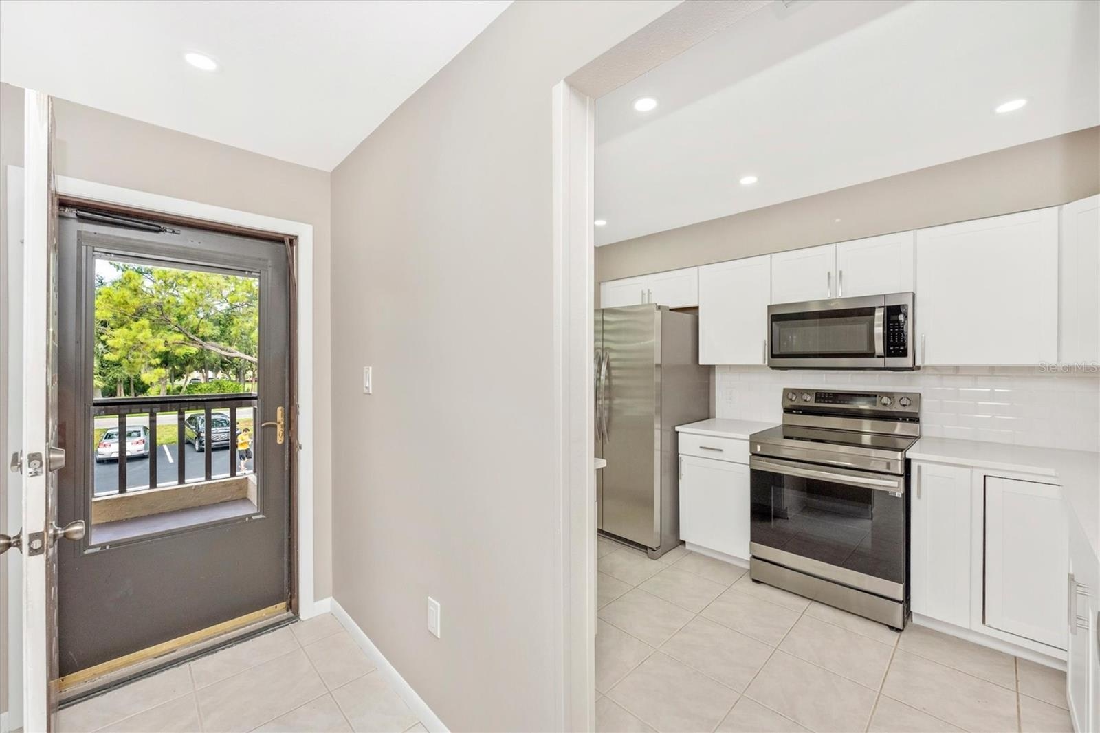 5178 LAKE VILLAGE DR #86 — photo 6