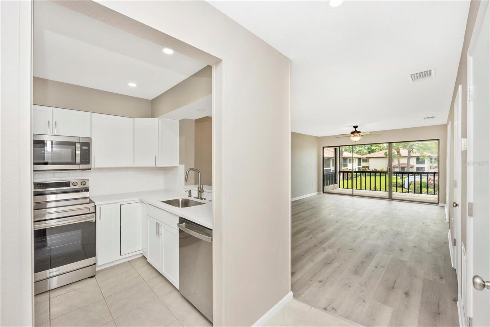 5178 LAKE VILLAGE DR #86 — photo 7