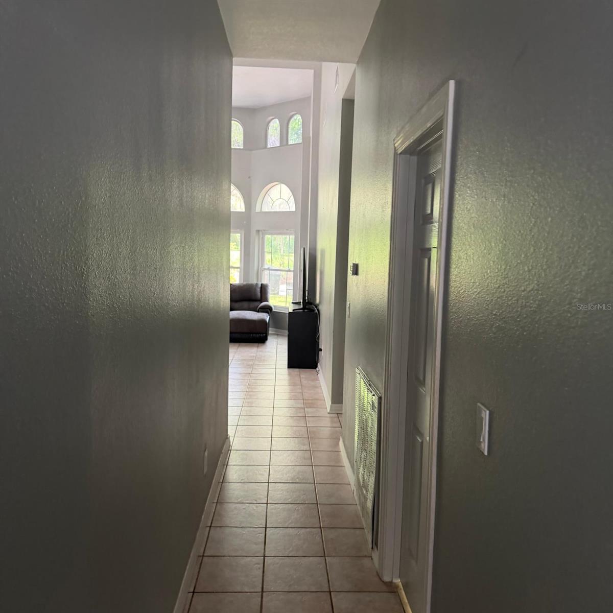 1931 OAK RIDGE CT — photo 43