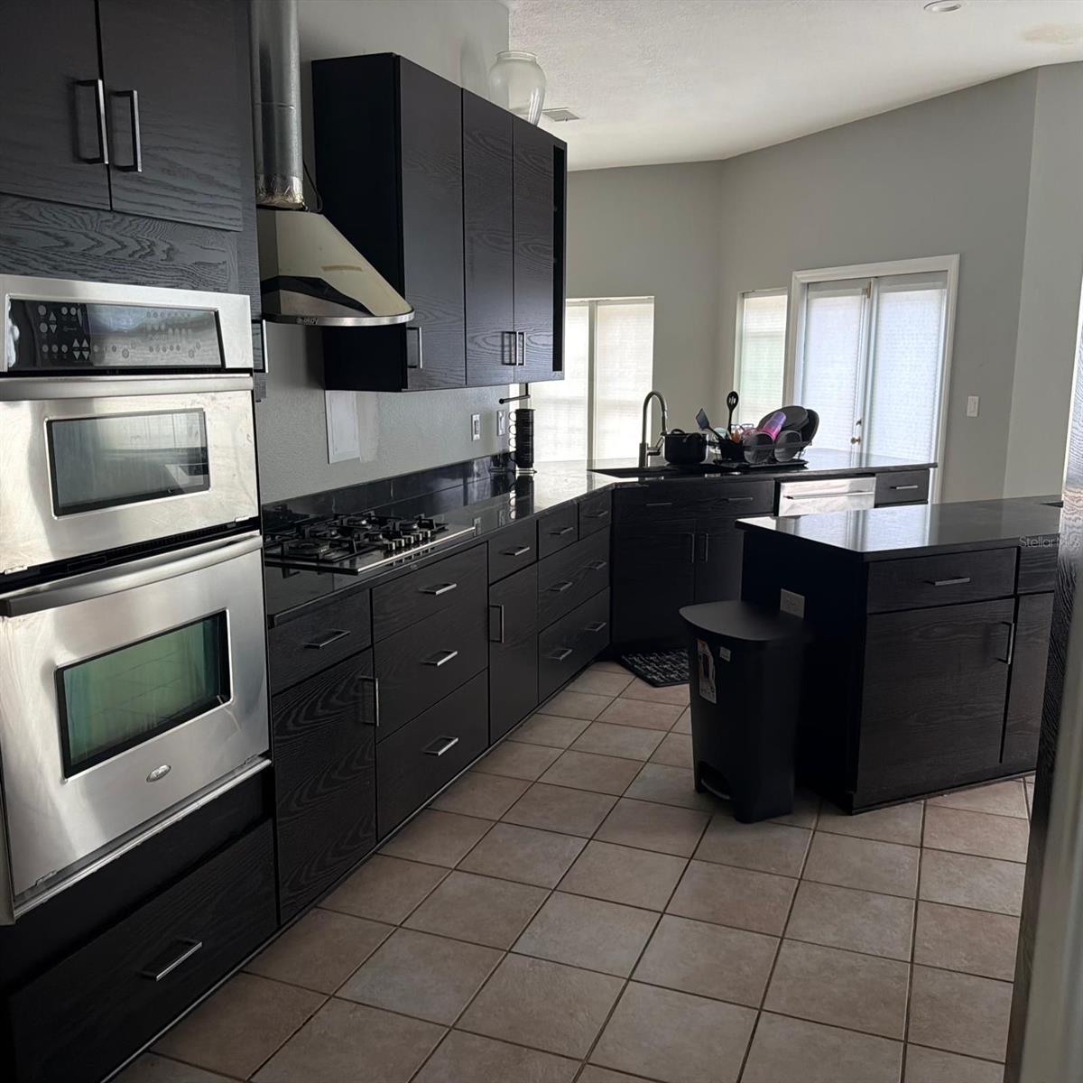 1931 OAK RIDGE CT — photo 19