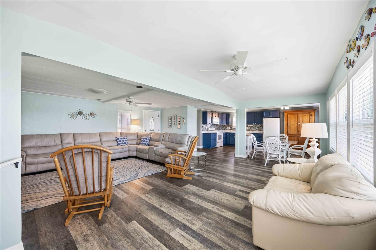 206 TORTOLA WAY — photo 13