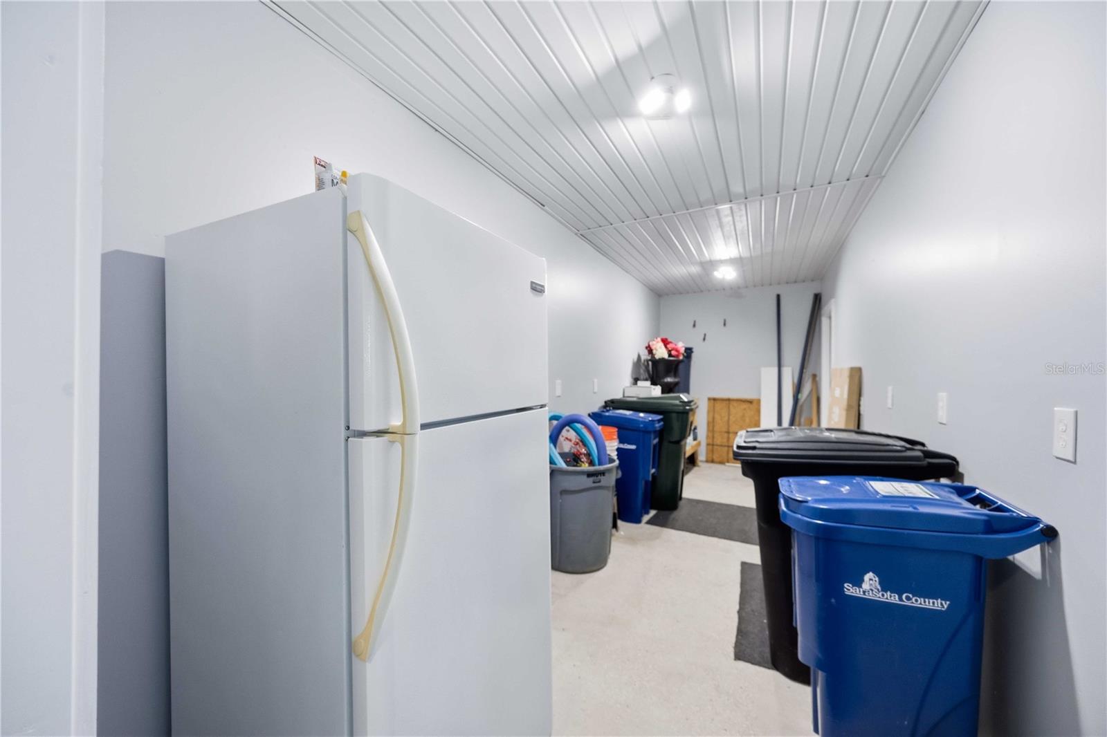 206 TORTOLA WAY — photo 38