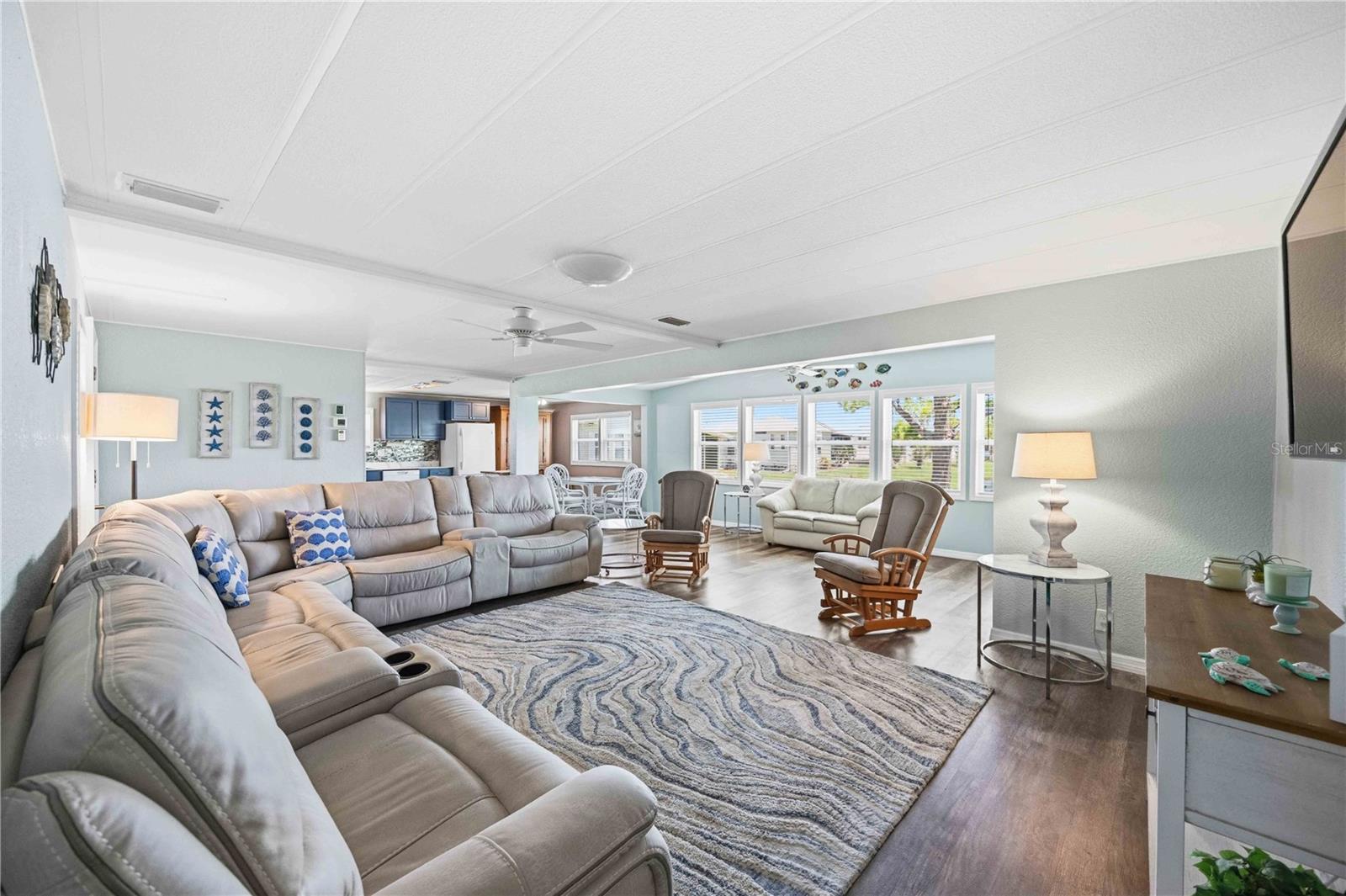 206 TORTOLA WAY — photo 12