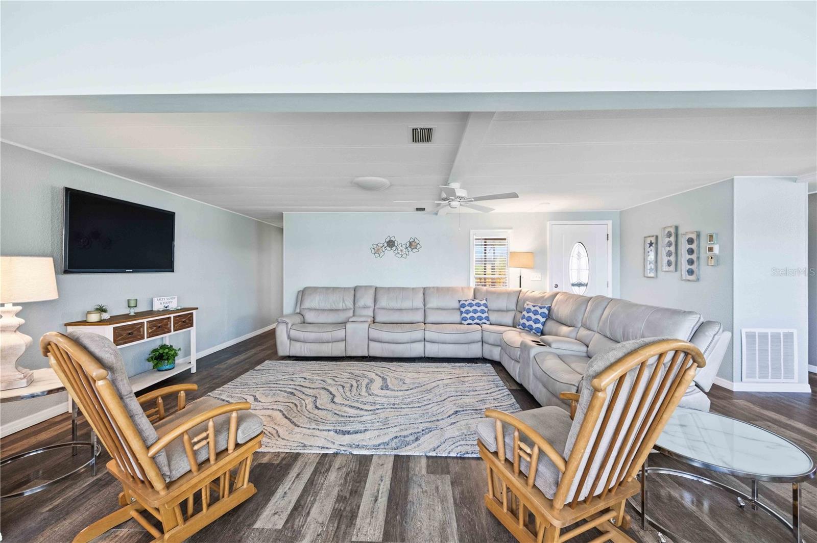 206 TORTOLA WAY — photo 16