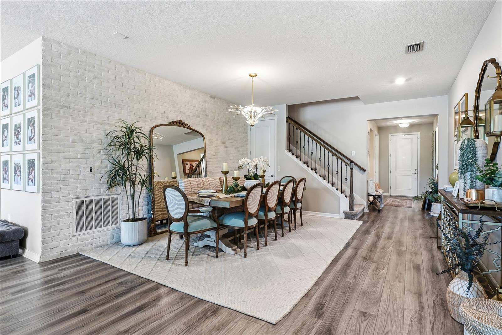 19284 BRIARBROOK DR — photo 9