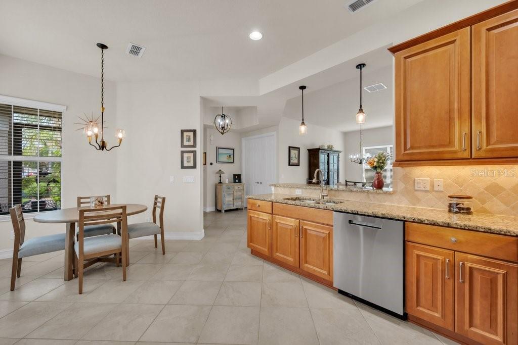 15824 AMBER FALLS DR — photo 11
