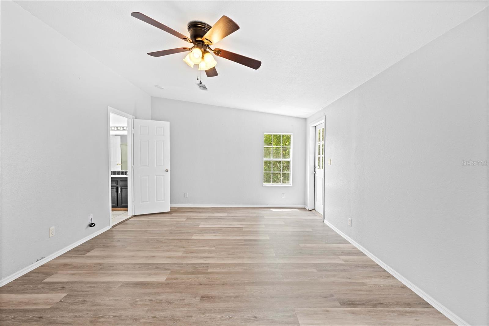 33320 LARKIN RD — photo 26