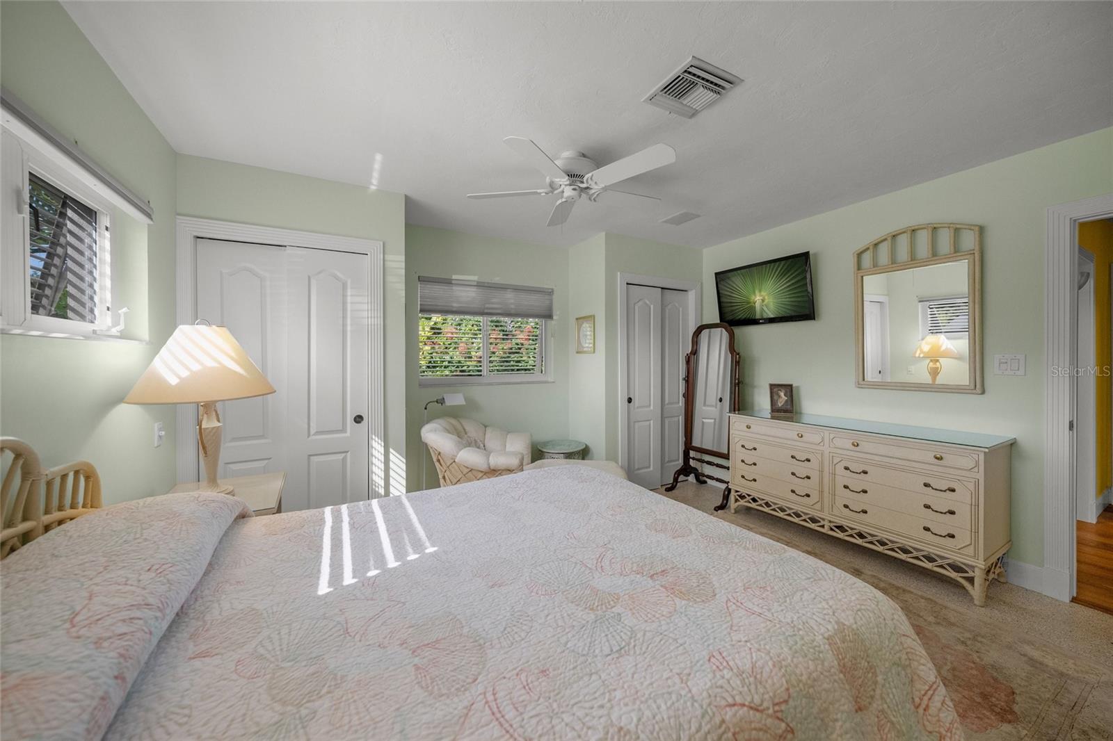 7616 COVE TER — photo 27