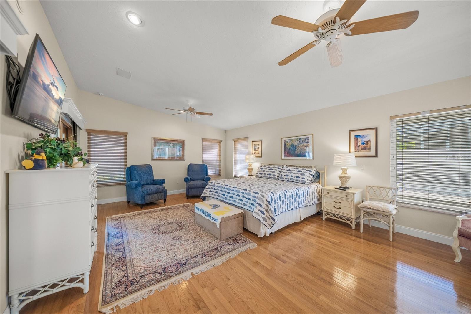 7616 COVE TER — photo 22