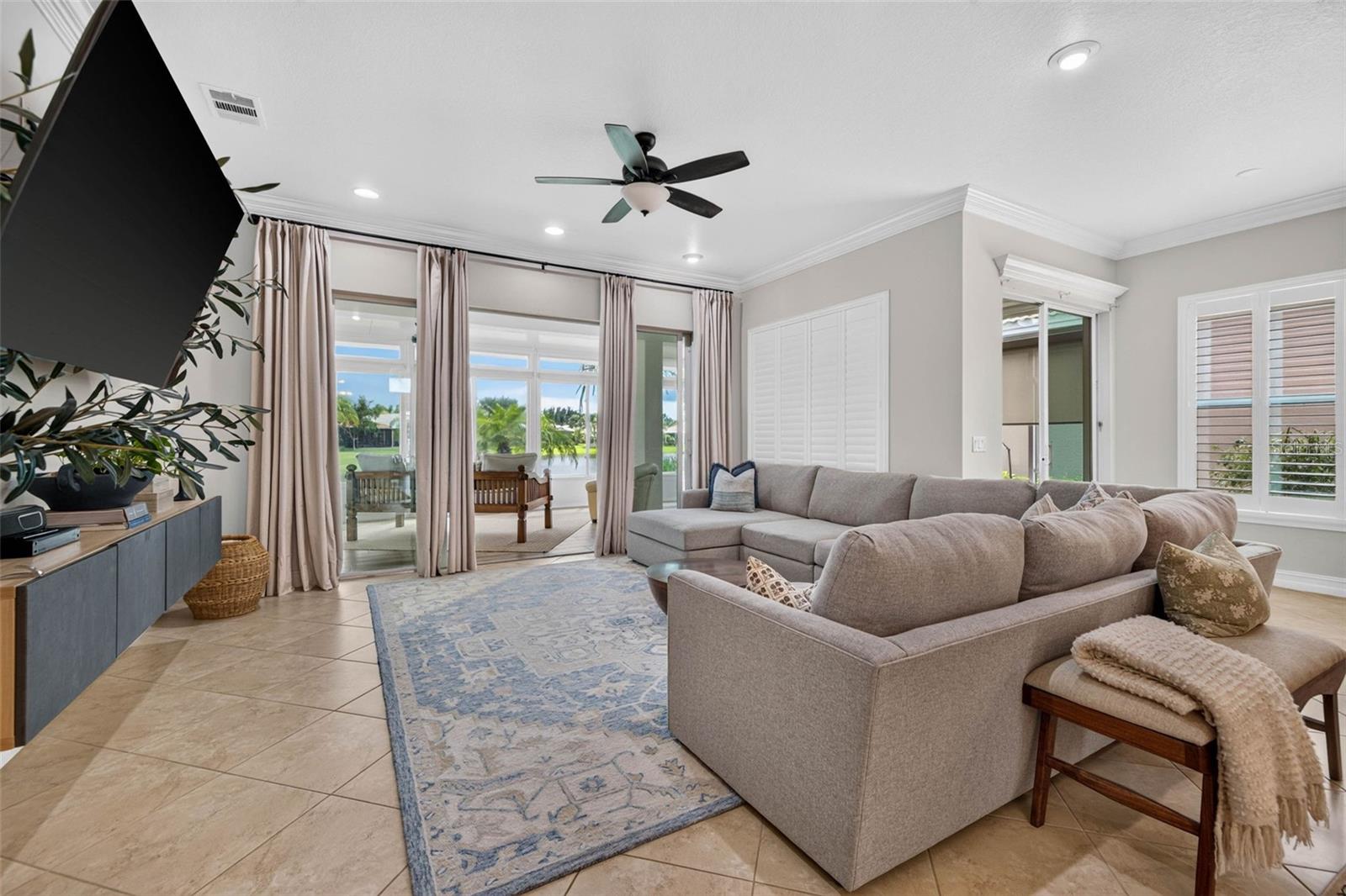 15929 GOLDEN LAKES DR — photo 9
