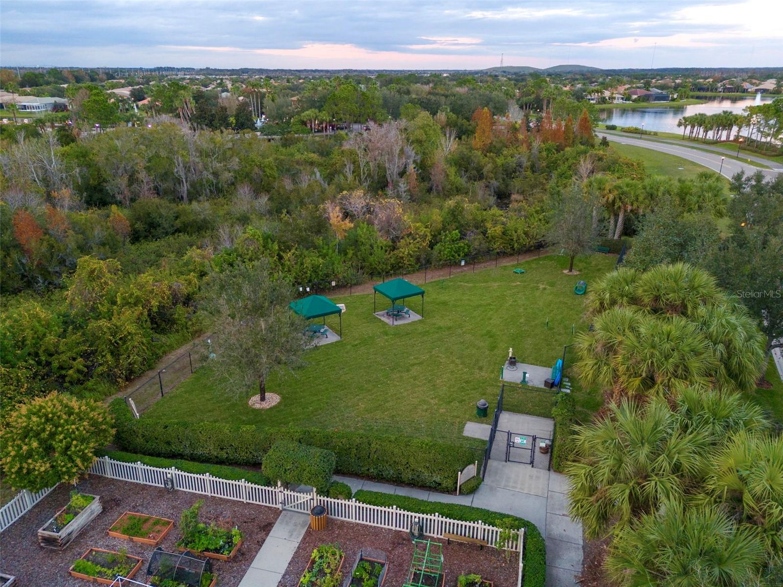 15929 GOLDEN LAKES DR — photo 39
