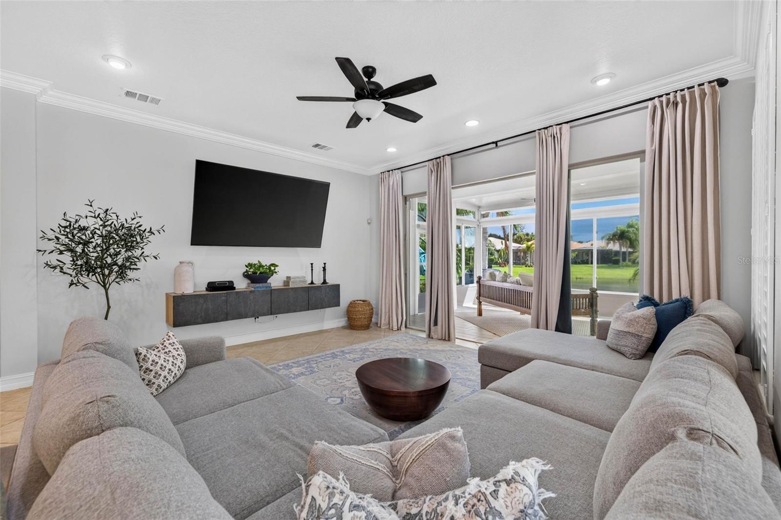 15929 GOLDEN LAKES DR — photo 10
