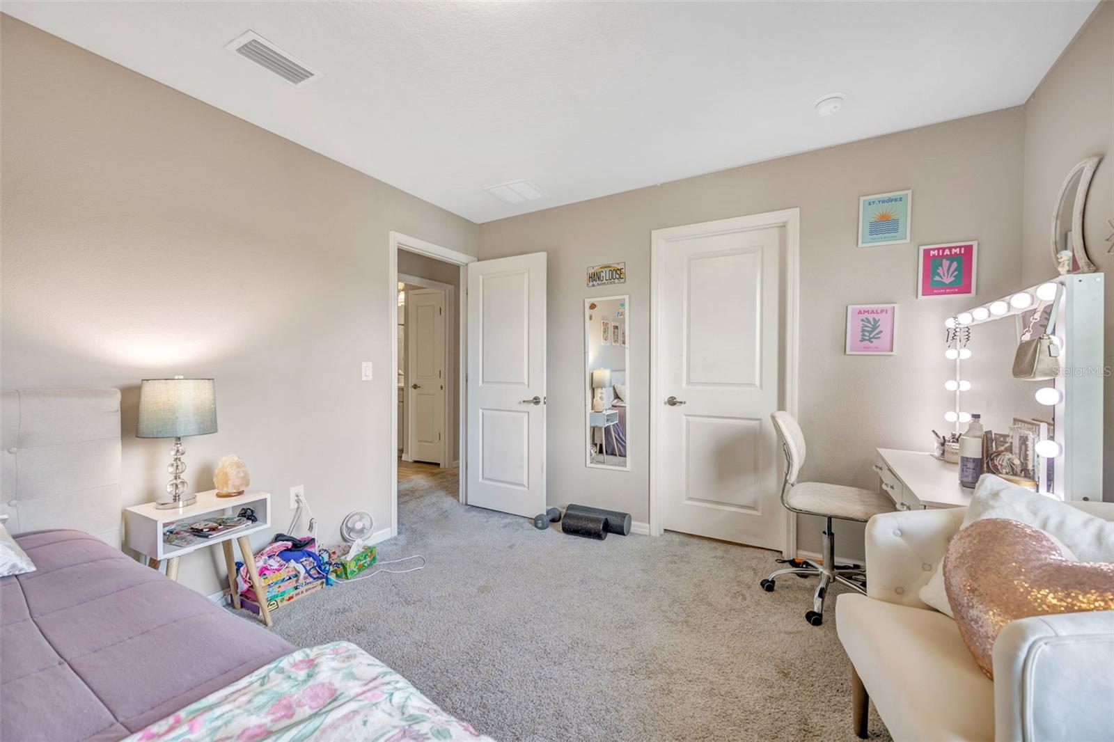 18928 WILLOWMORE CEDAR DR — photo 38