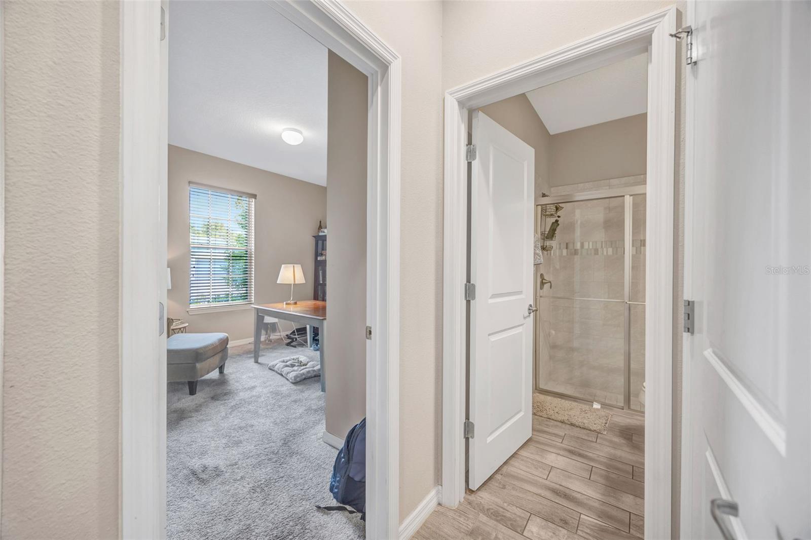 18928 WILLOWMORE CEDAR DR — photo 9
