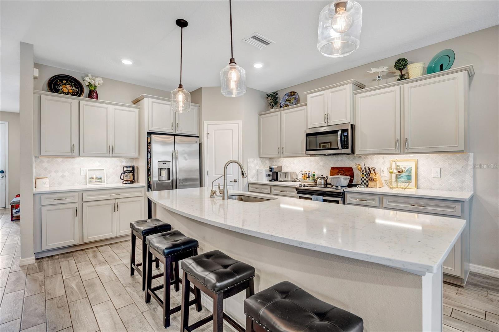 18928 WILLOWMORE CEDAR DR — photo 21