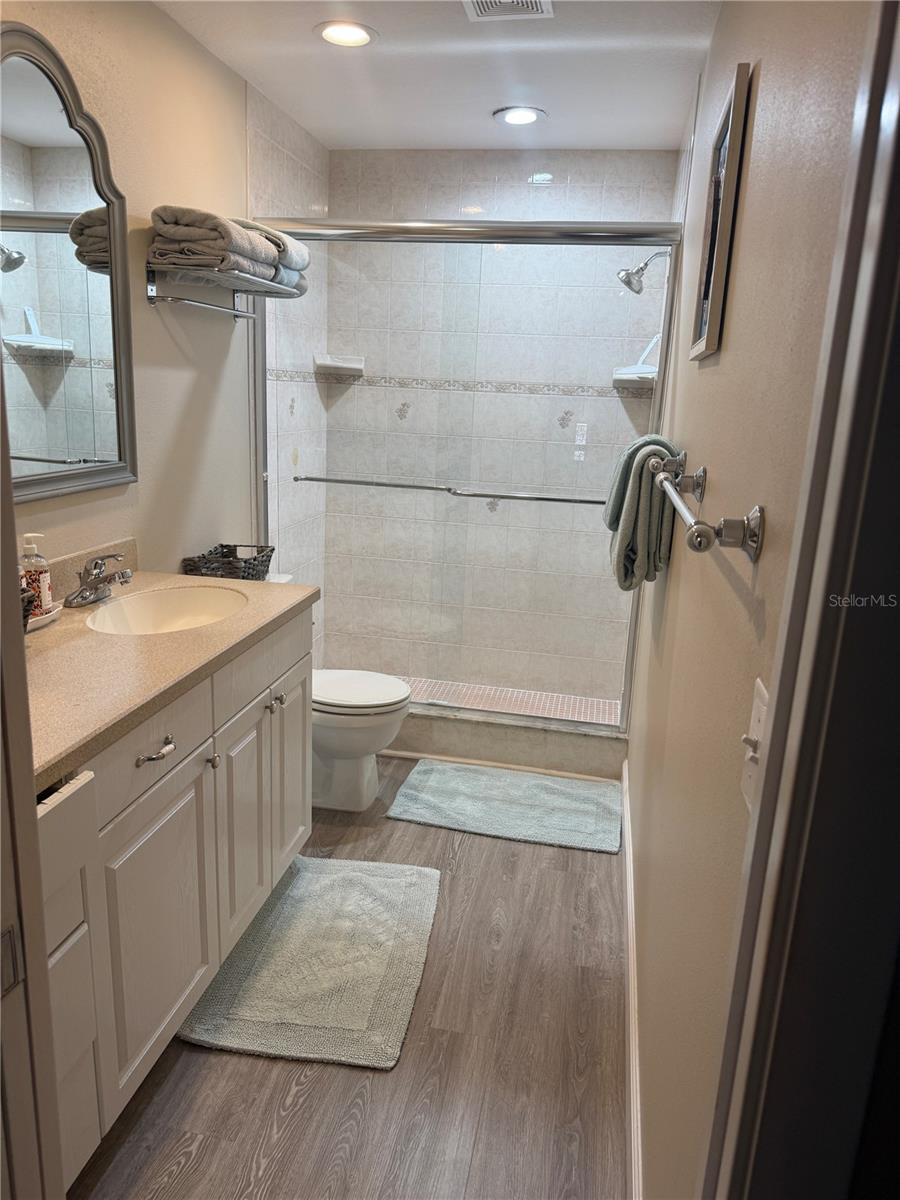 315 MEDALLION BLVD #H — photo 35