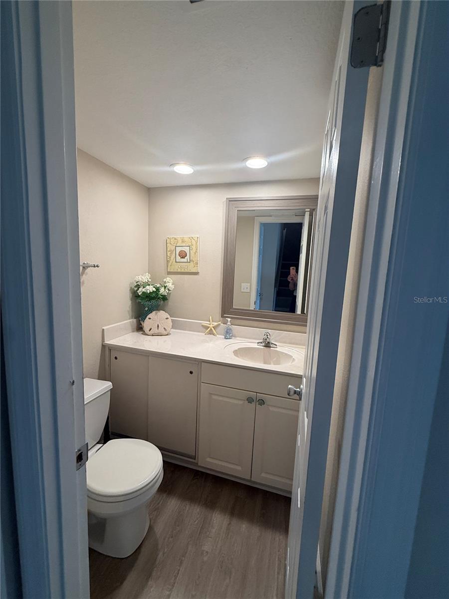 315 MEDALLION BLVD #H — photo 11