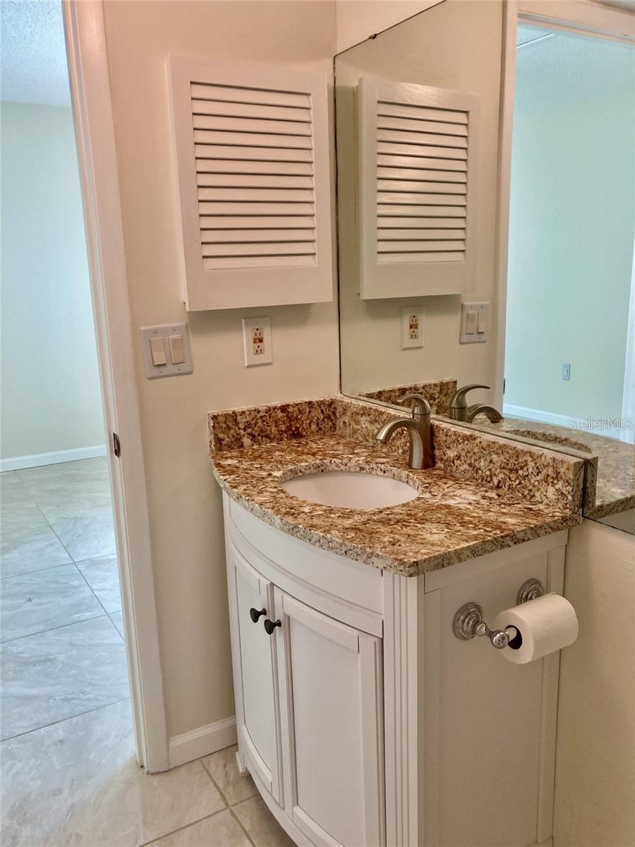 6430 SUN EAGLE LN #203 — photo 23
