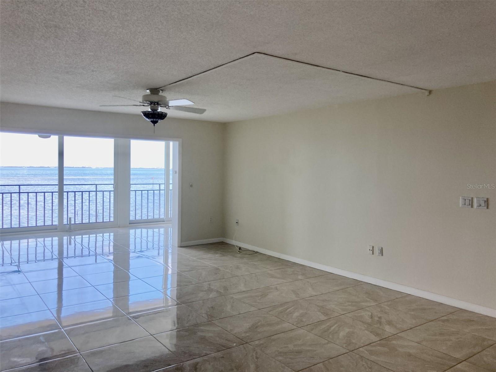 6430 SUN EAGLE LN #203 — photo 7