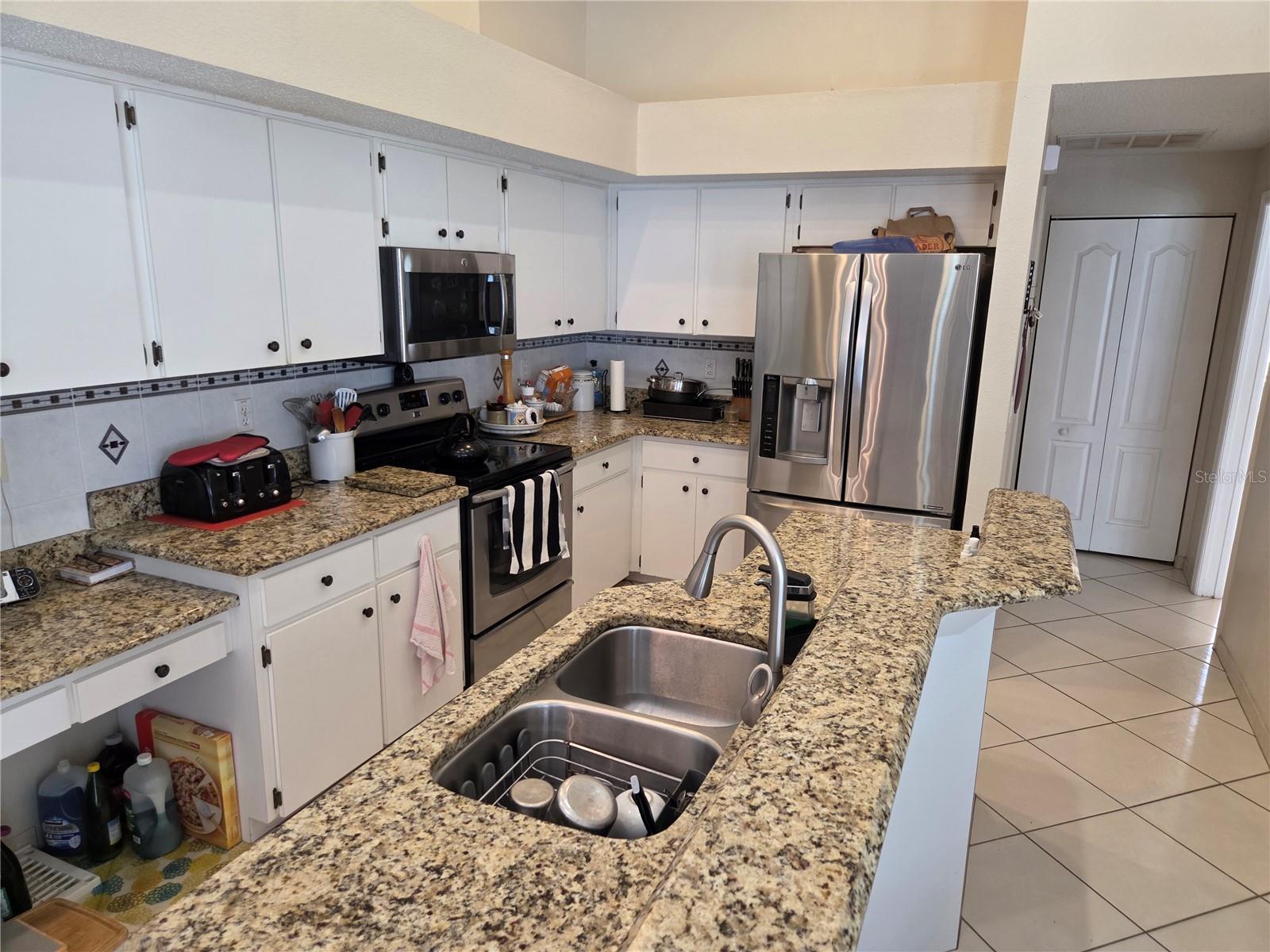 770 WILDFLOWER DR — photo 18