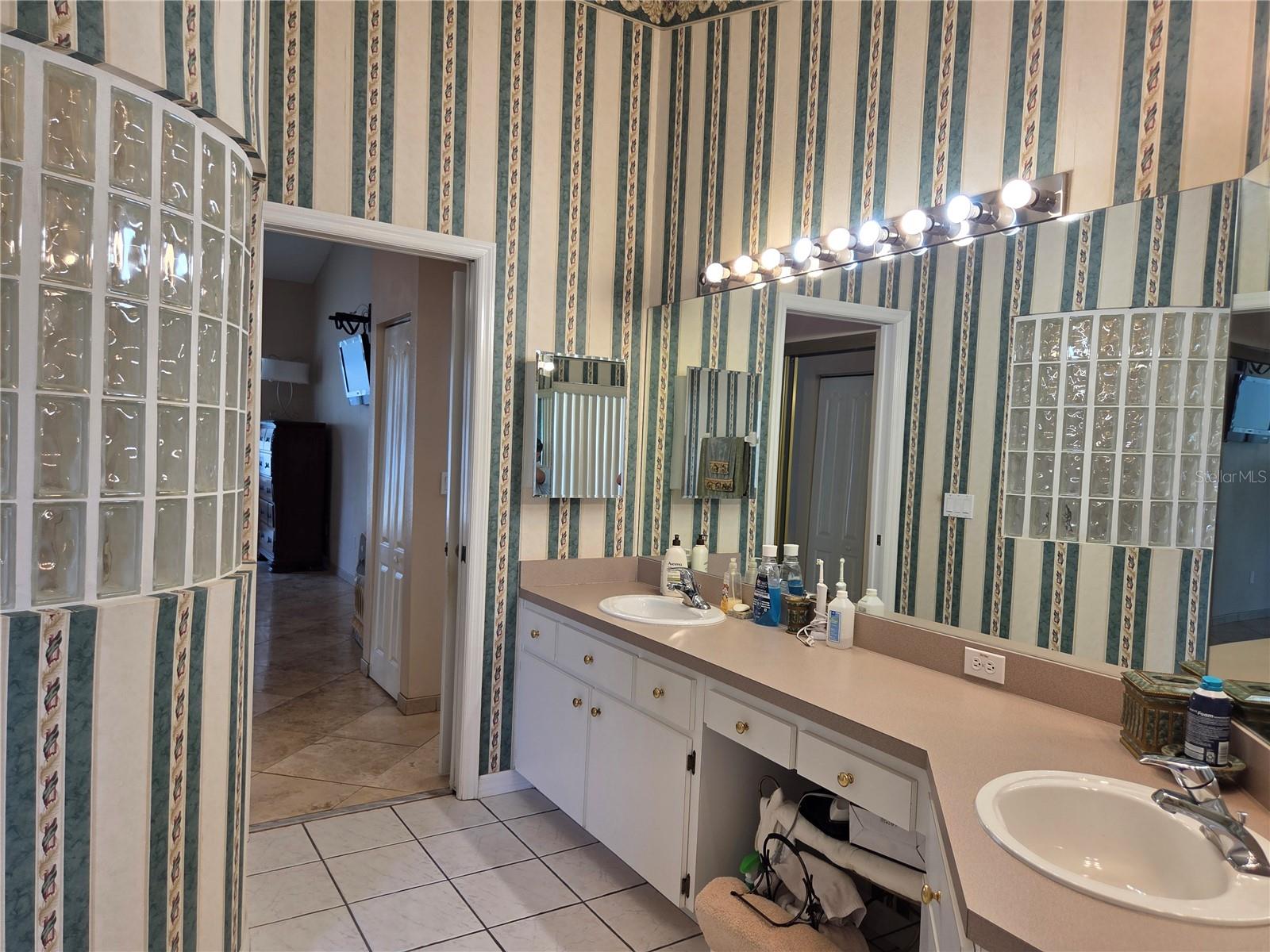 770 WILDFLOWER DR — photo 30