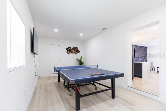 7712 DELEUIL AVE — photo 8