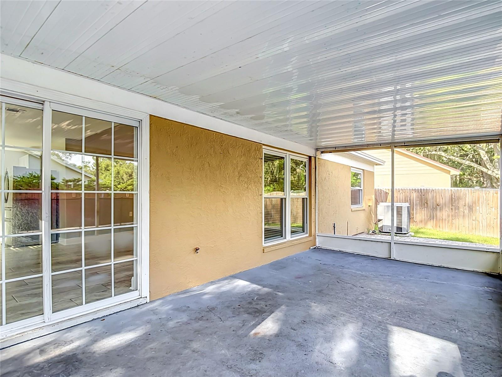 1032 HARDWOOD DR — photo 47