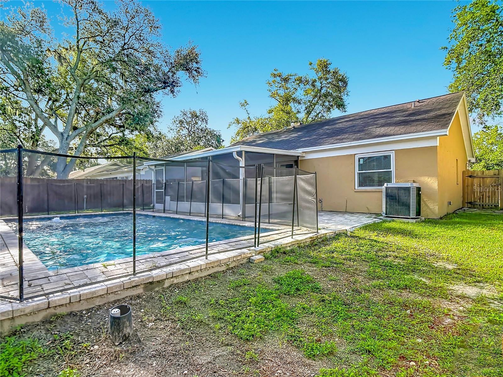 1032 HARDWOOD DR — photo 55