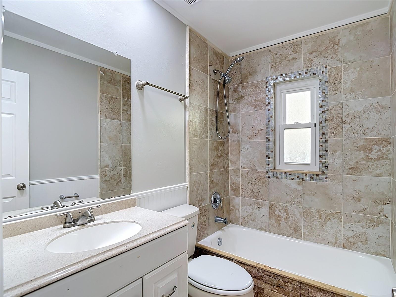 1032 HARDWOOD DR — photo 38